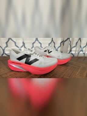 New Balance Men's FuelCell SuperComp Trainer v3 Size 11.5 Wide MRCXY4